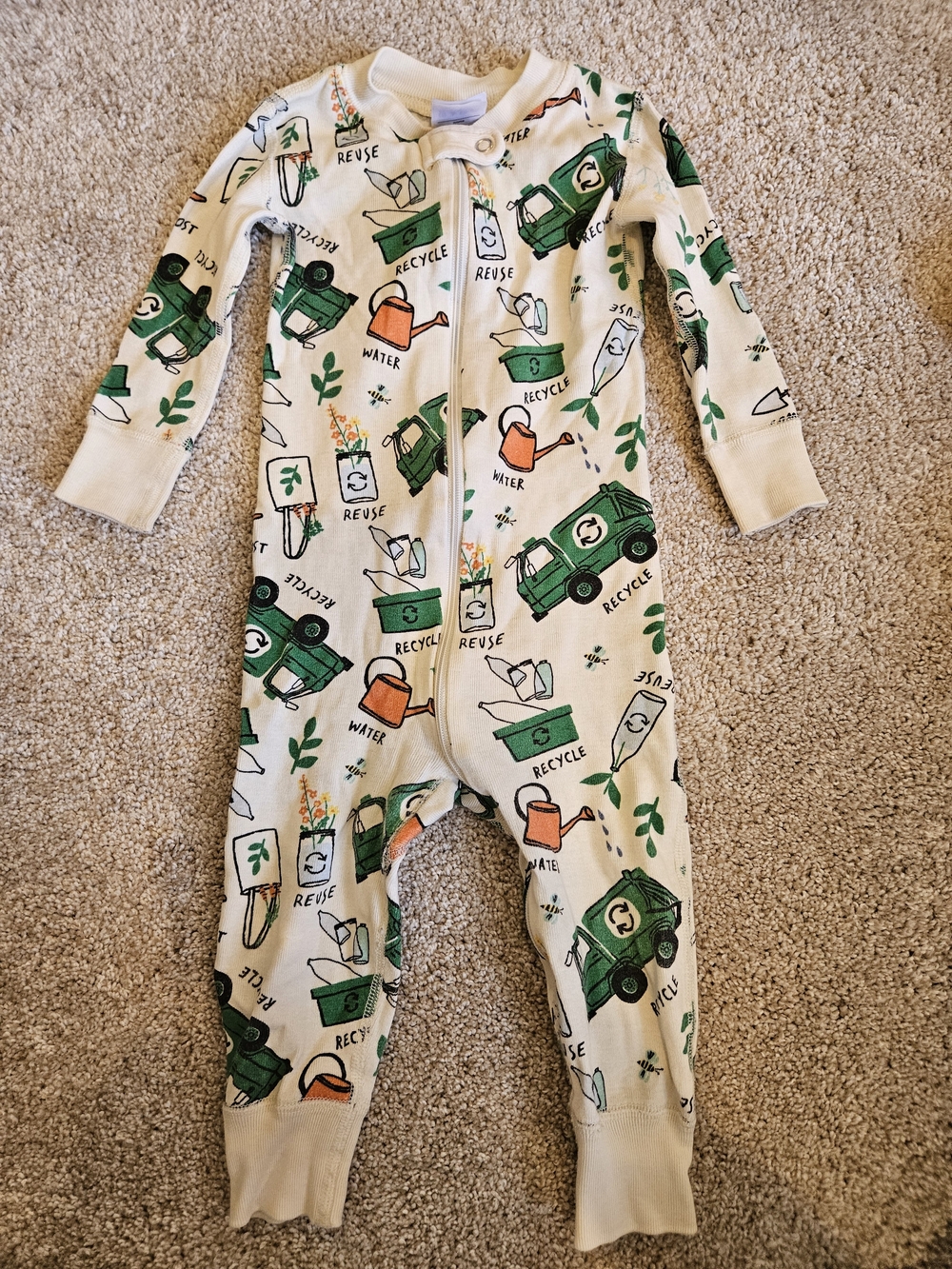 Hanna Andersson Cream One-Piece Pajamas with Green & Orange Eco Recycling Prints